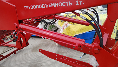Фронтальный погрузчик ПФ-1 (КУН-1)